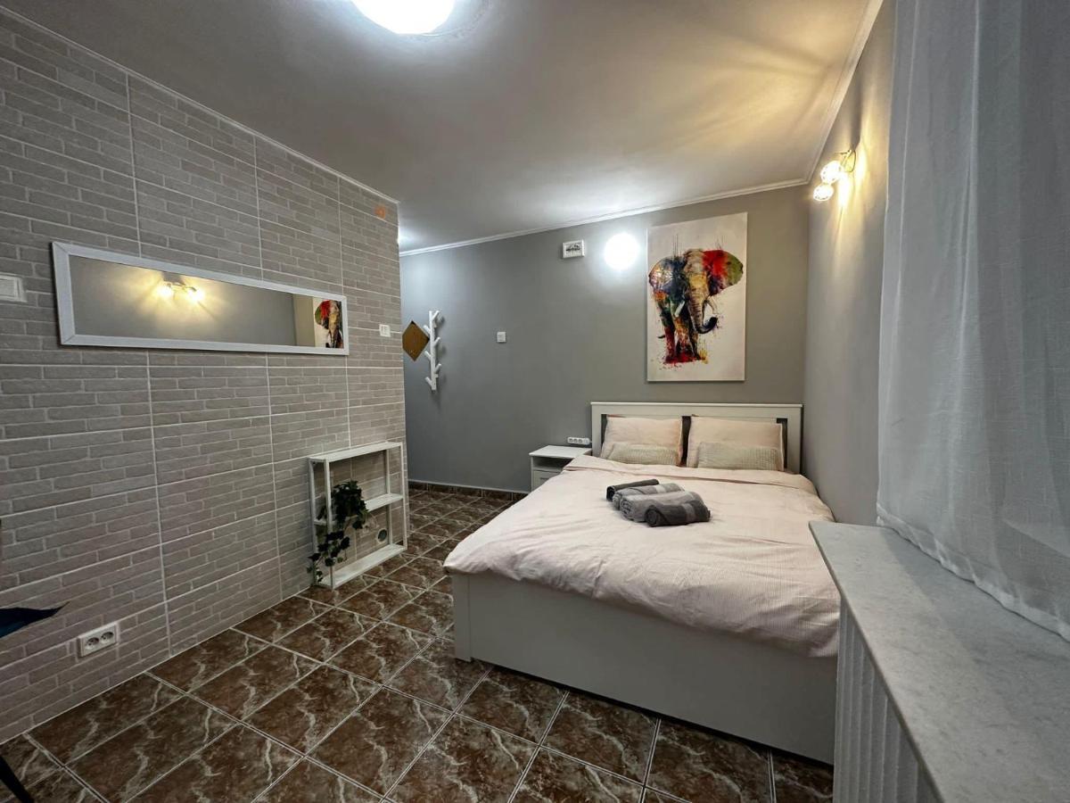 One Room Apartment Decebal Bucareste Exterior foto