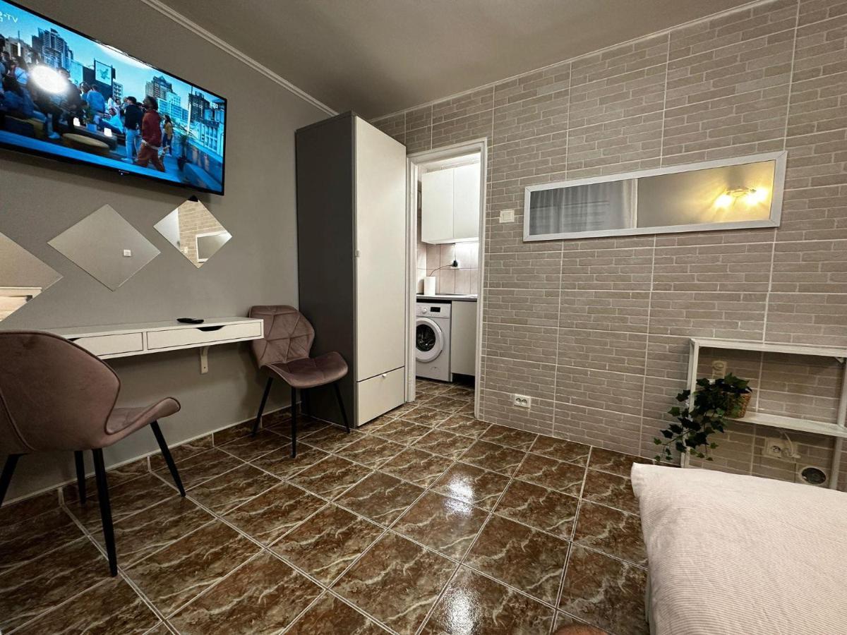 One Room Apartment Decebal Bucareste Exterior foto